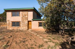 61 Entrada De Cibola, Tijeras, NM 87059