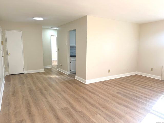 45 Maple Street APT 2E, Norwalk, CT 06850