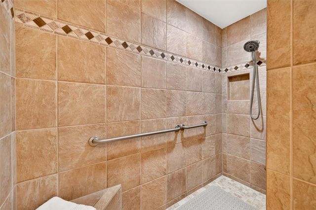 2084 NORDIC LANE, The Villages, FL 32163
