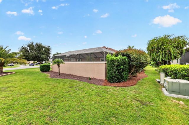 2084 NORDIC LANE, The Villages, FL 32163