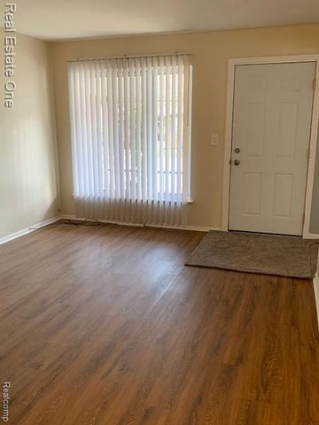 1825 Oconnor Avenue, Lincoln Park, MI 48146