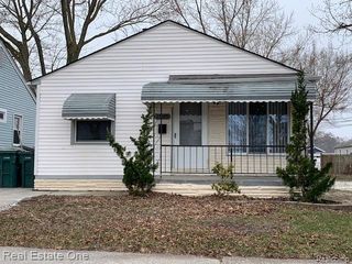 1825 Oconnor Avenue, Lincoln Park, MI 48146