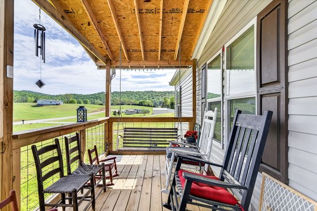 156 Falls View Rd, Sparta, TN 38583