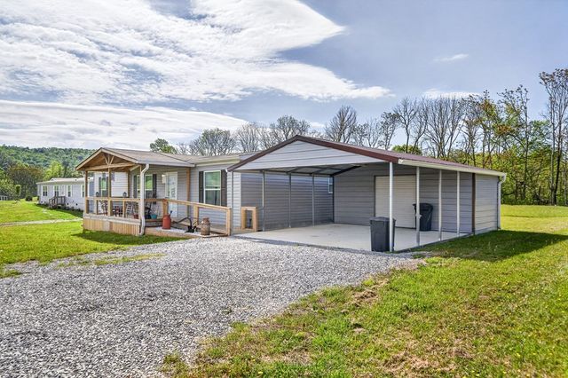 156 Falls View Rd, Sparta, TN 38583