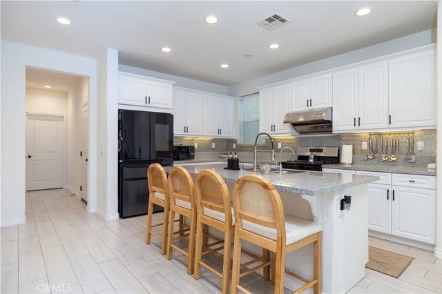 3422 E Quintessa Privado, Ontario, CA 91762