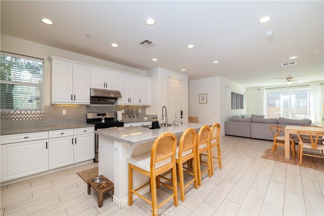 3422 E Quintessa Privado, Ontario, CA 91762