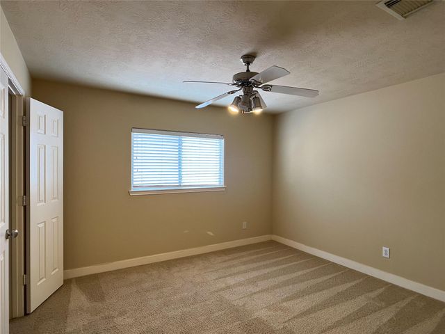 11827 Edenstone Drive, Cypress, TX 77429