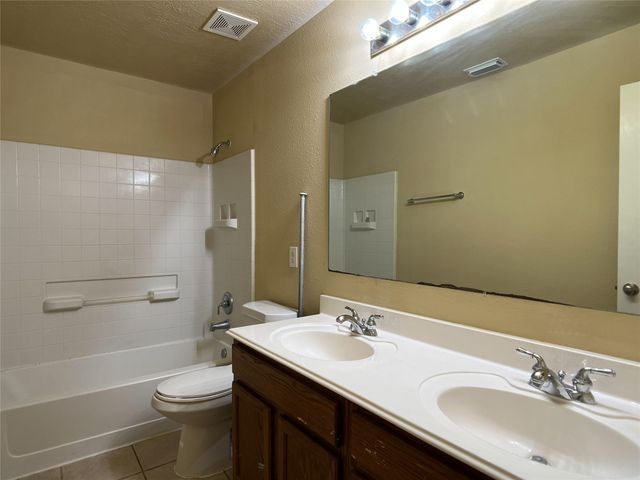 11827 Edenstone Drive, Cypress, TX 77429