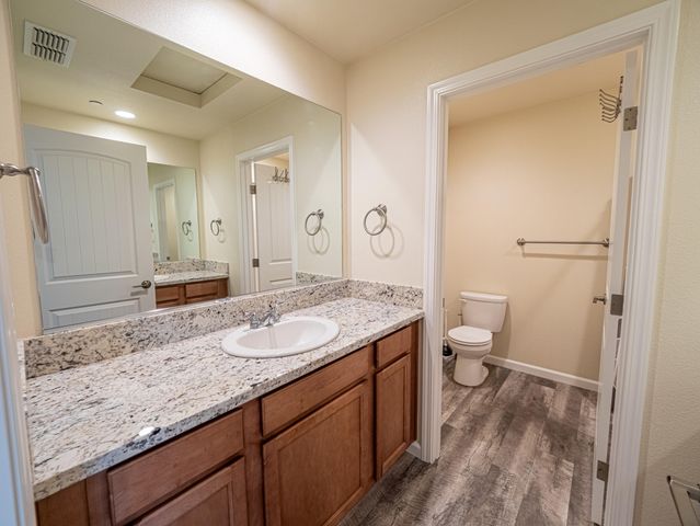 856 Mission De Oro Drive, Redding, CA 96003