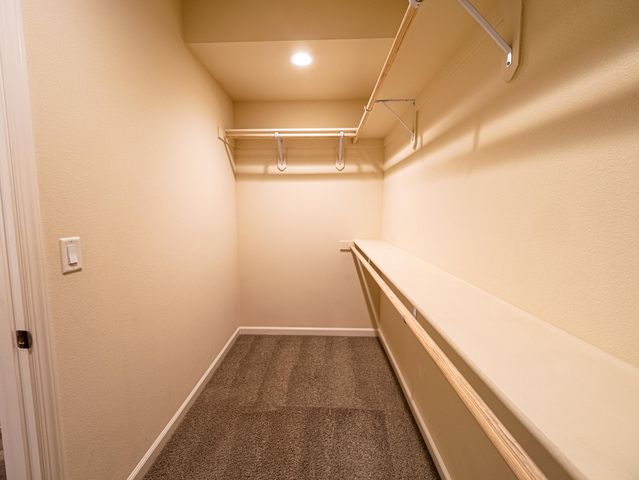 856 Mission De Oro Drive, Redding, CA 96003