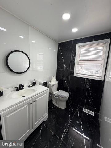 711 VETERANS HWY, Bristol, PA 19007