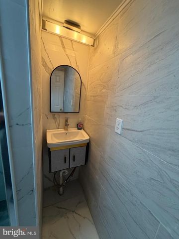 711 VETERANS HWY, Bristol, PA 19007