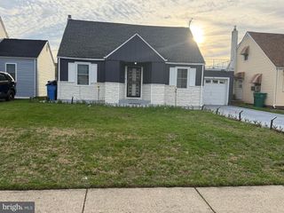 711 VETERANS HWY, Bristol, PA 19007