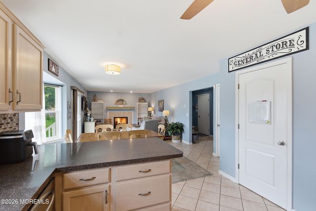 1017 3rd Avenue, Toms River, NJ 08757