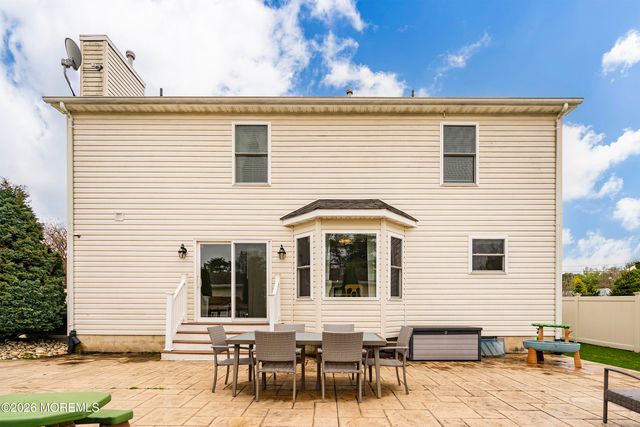 1017 3rd Avenue, Toms River, NJ 08757
