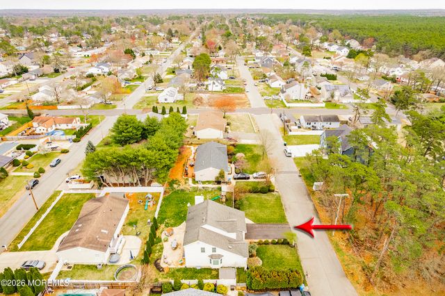 1017 3rd Avenue, Toms River, NJ 08757