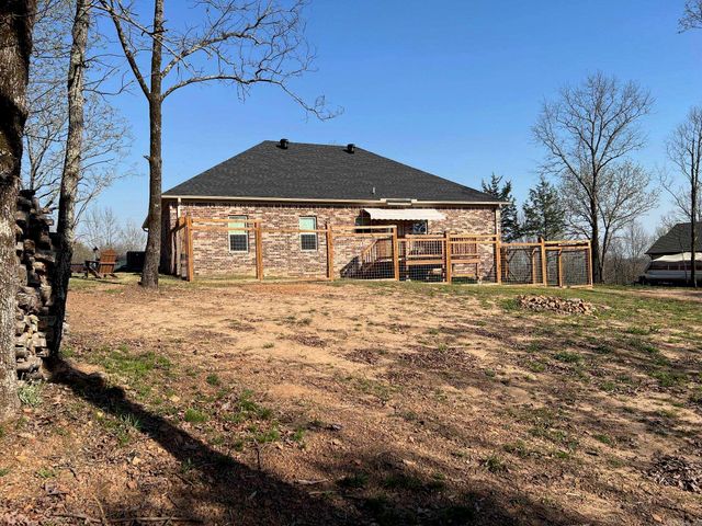 196 Blackjack Road, Greenbrier, AR 72058