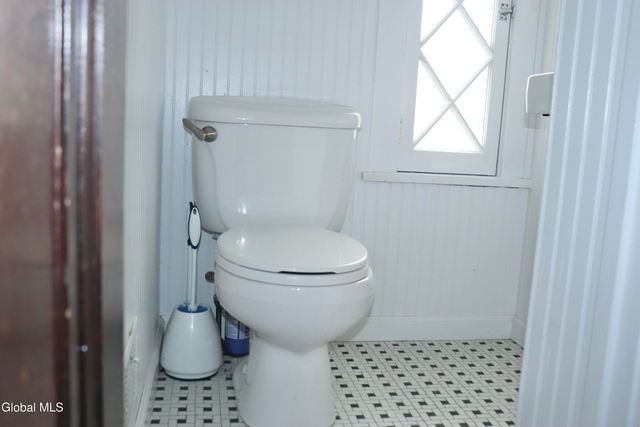 647 New Scotland Avenue, Albany, NY 12208