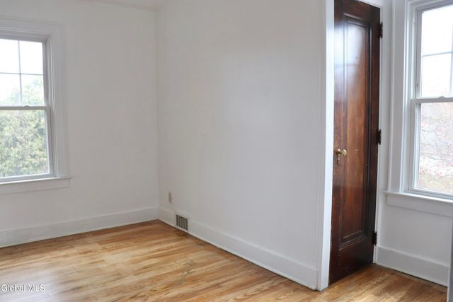 647 New Scotland Avenue, Albany, NY 12208