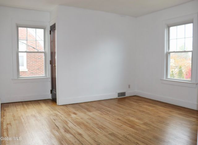 647 New Scotland Avenue, Albany, NY 12208