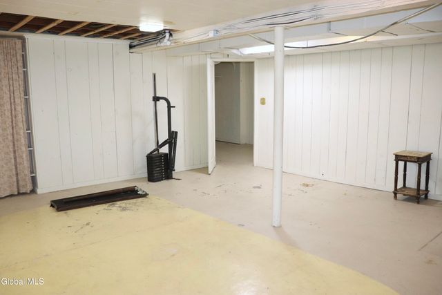 647 New Scotland Avenue, Albany, NY 12208