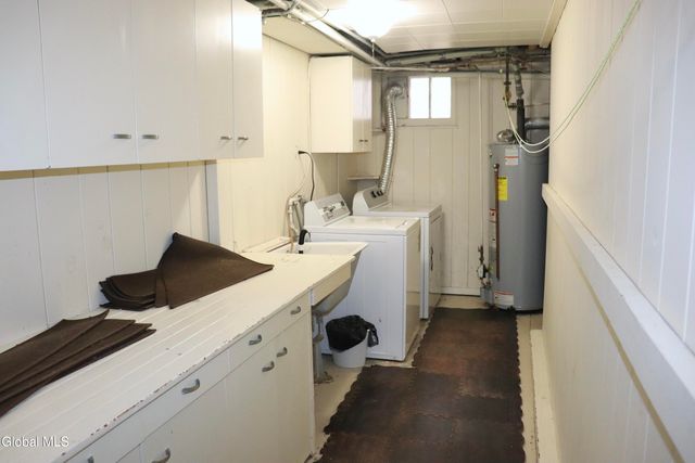 647 New Scotland Avenue, Albany, NY 12208