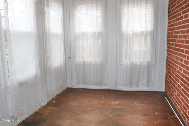 647 New Scotland Avenue, Albany, NY 12208