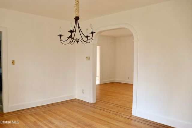 647 New Scotland Avenue, Albany, NY 12208