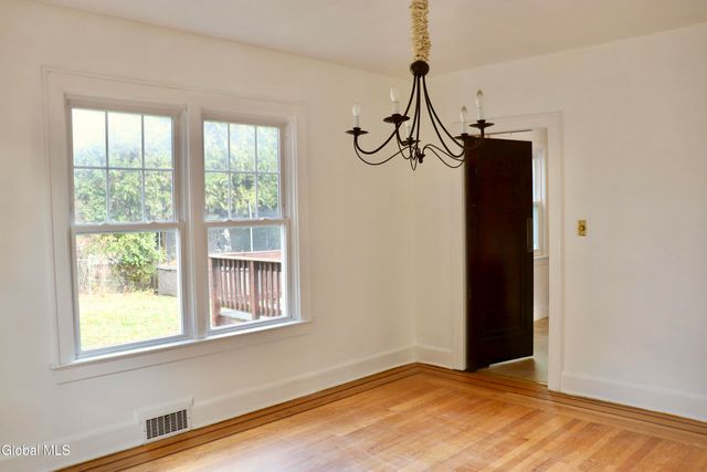 647 New Scotland Avenue, Albany, NY 12208