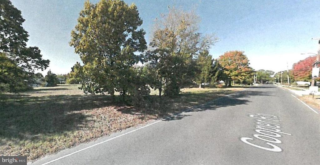 2107 COOPER RD, Atco, NJ 08004