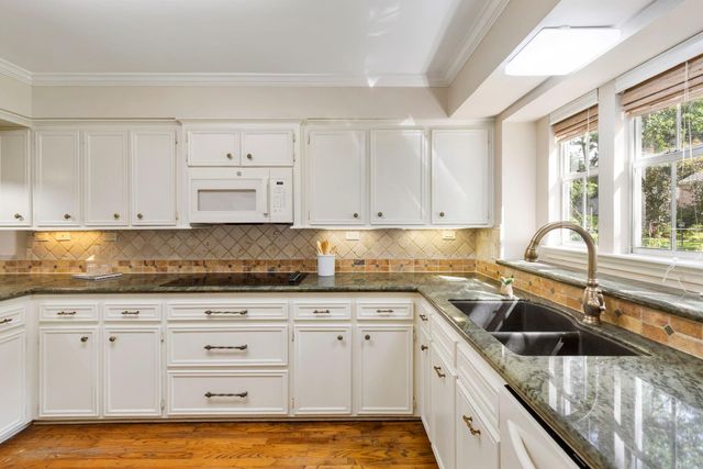 13711 Crickett Hollow Drive, Houston, TX 77069