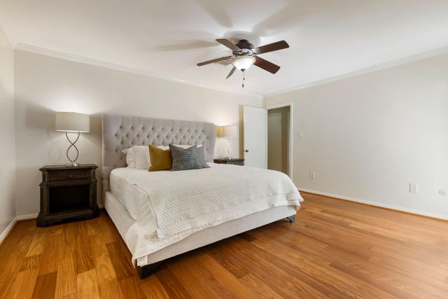 13711 Crickett Hollow Drive, Houston, TX 77069
