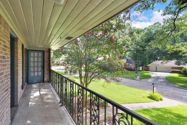 13711 Crickett Hollow Drive, Houston, TX 77069