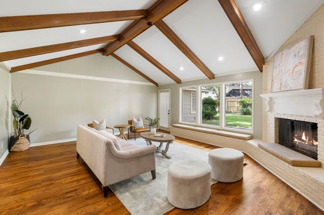 13711 Crickett Hollow Drive, Houston, TX 77069
