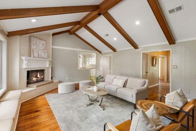 13711 Crickett Hollow Drive, Houston, TX 77069
