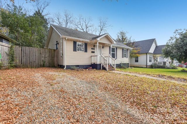 162 N Smallwood Place, Charlotte, NC 28216