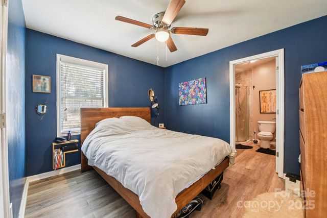 162 N Smallwood Place, Charlotte, NC 28216