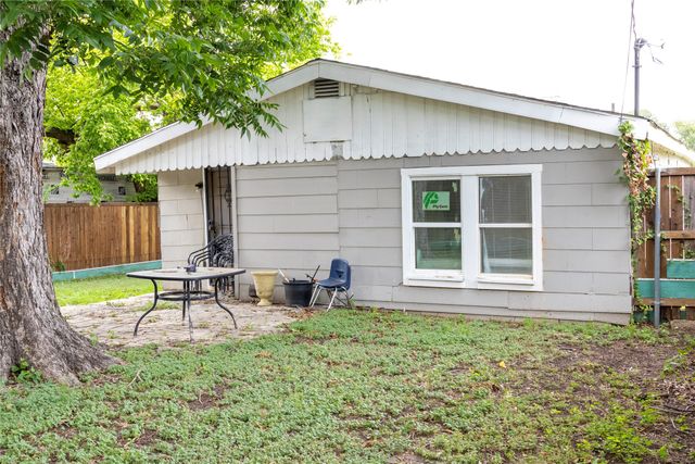 936 E Cantey Street, Fort Worth, TX 76104