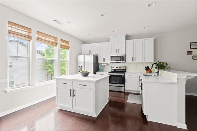 4370 Morning View, Stone Mountain, GA 30083