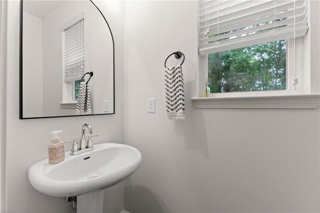 4370 Morning View, Stone Mountain, GA 30083