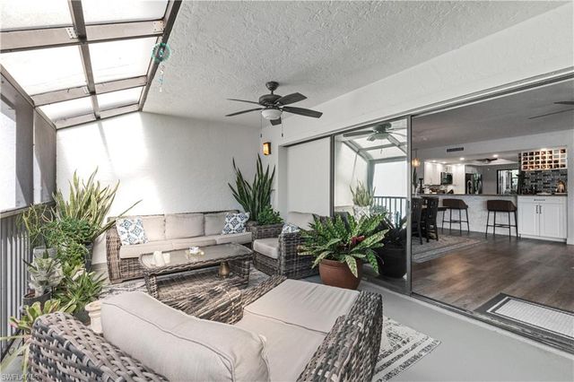 16490 Timberlakes DR # 203, Fort Myers, FL 33908