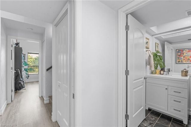 16490 Timberlakes DR # 203, Fort Myers, FL 33908