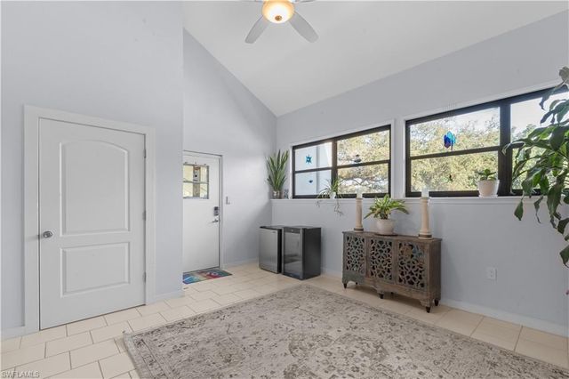 16490 Timberlakes DR # 203, Fort Myers, FL 33908