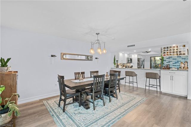 16490 Timberlakes DR # 203, Fort Myers, FL 33908