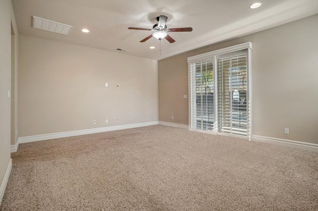 1345 N Kaweah Avenue, Clovis, CA 93619