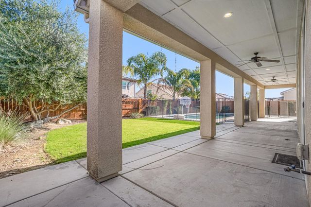 1345 N Kaweah Avenue, Clovis, CA 93619