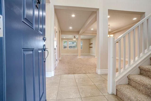 1345 N Kaweah Avenue, Clovis, CA 93619