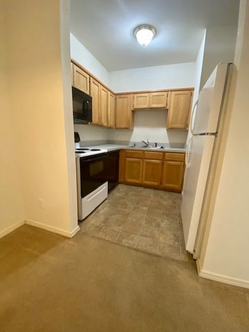 1778 N Gregg Avenue 7, Fayetteville, AR 72703