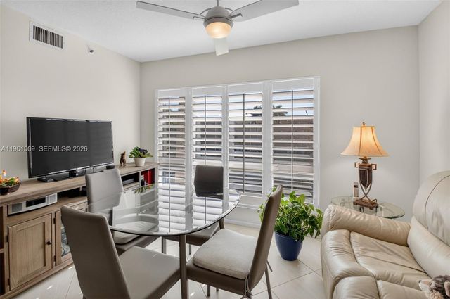 12540 Majesty Cir 303, Boynton Beach, FL 33437