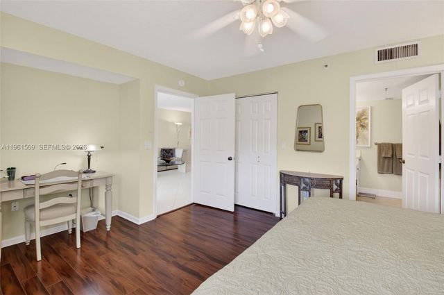 12540 Majesty Cir 303, Boynton Beach, FL 33437